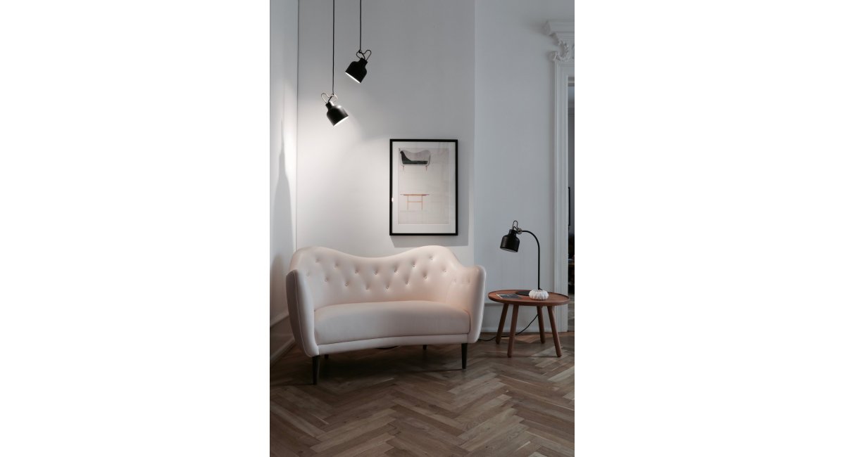 House of Finn Juhl, 46 sofa