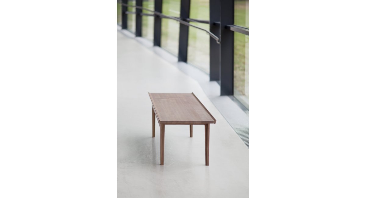 House of Finn Juhl, 500 couche table