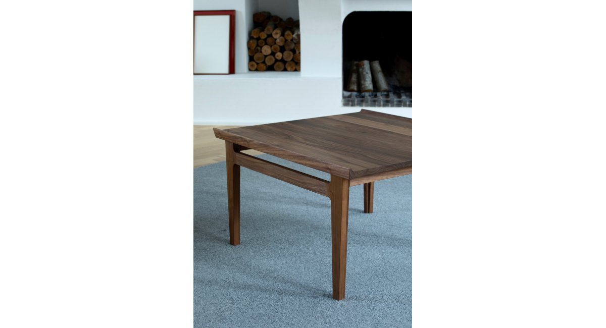 House of Finn Juhl, 500 couche table