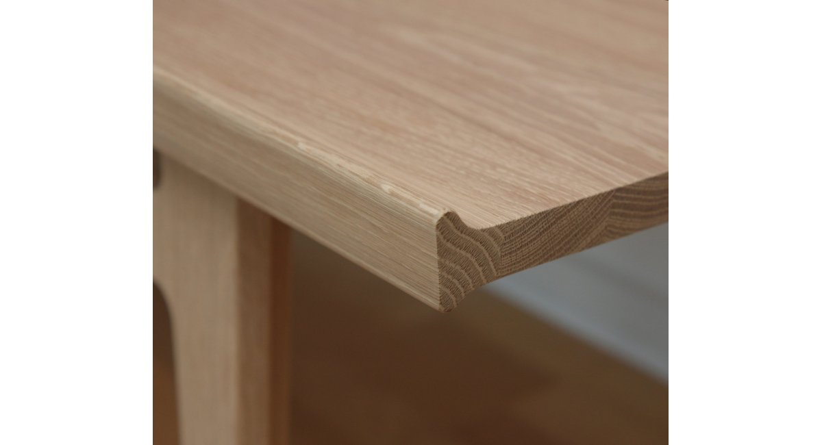 House of Finn Juhl, 500 couche table