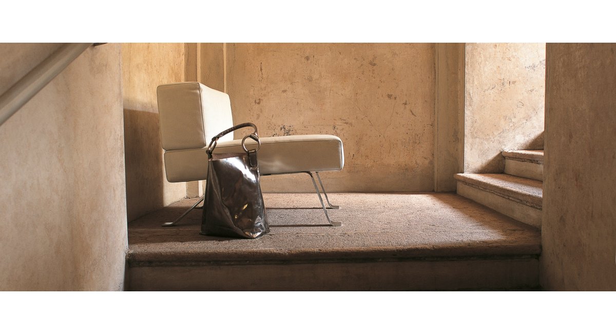 Cassina, 512 Ombra