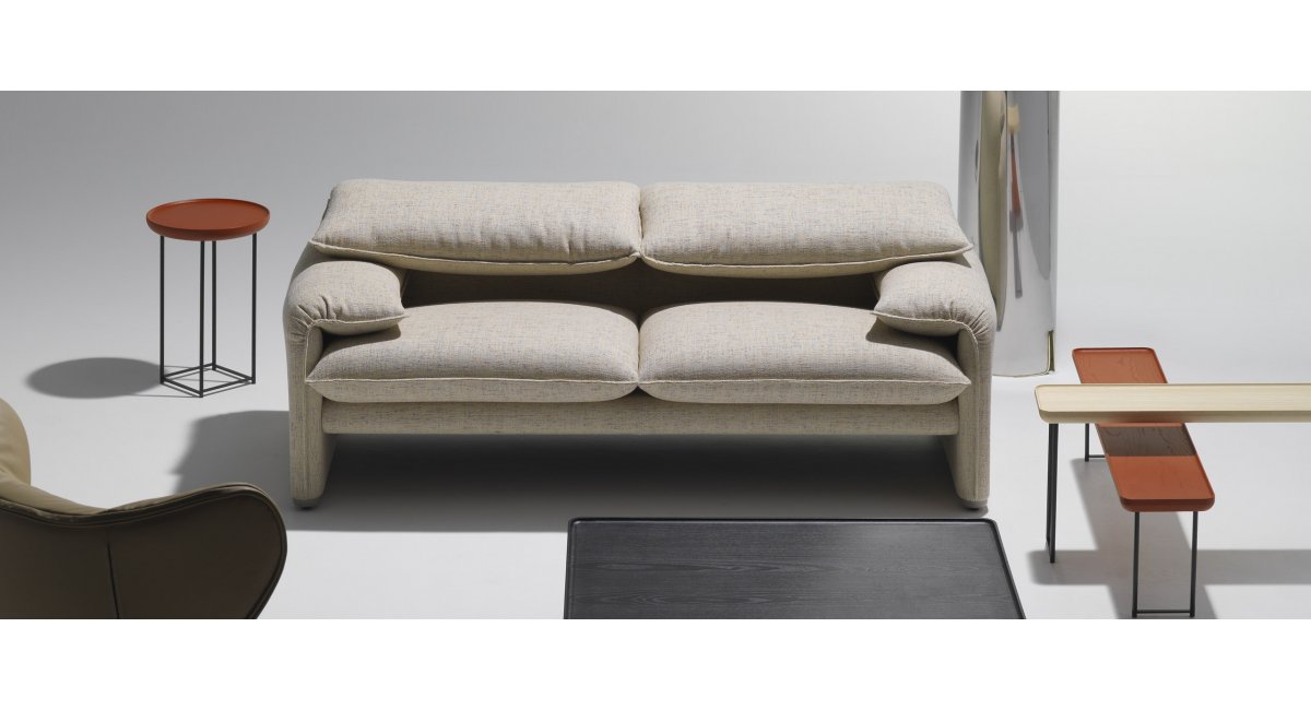 Cassina, 675 Maralunga 40