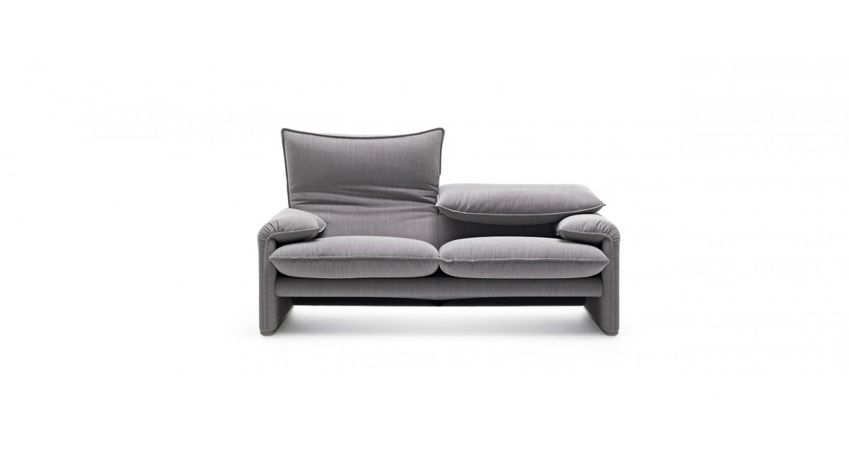 Cassina, 675 Maralunga 40