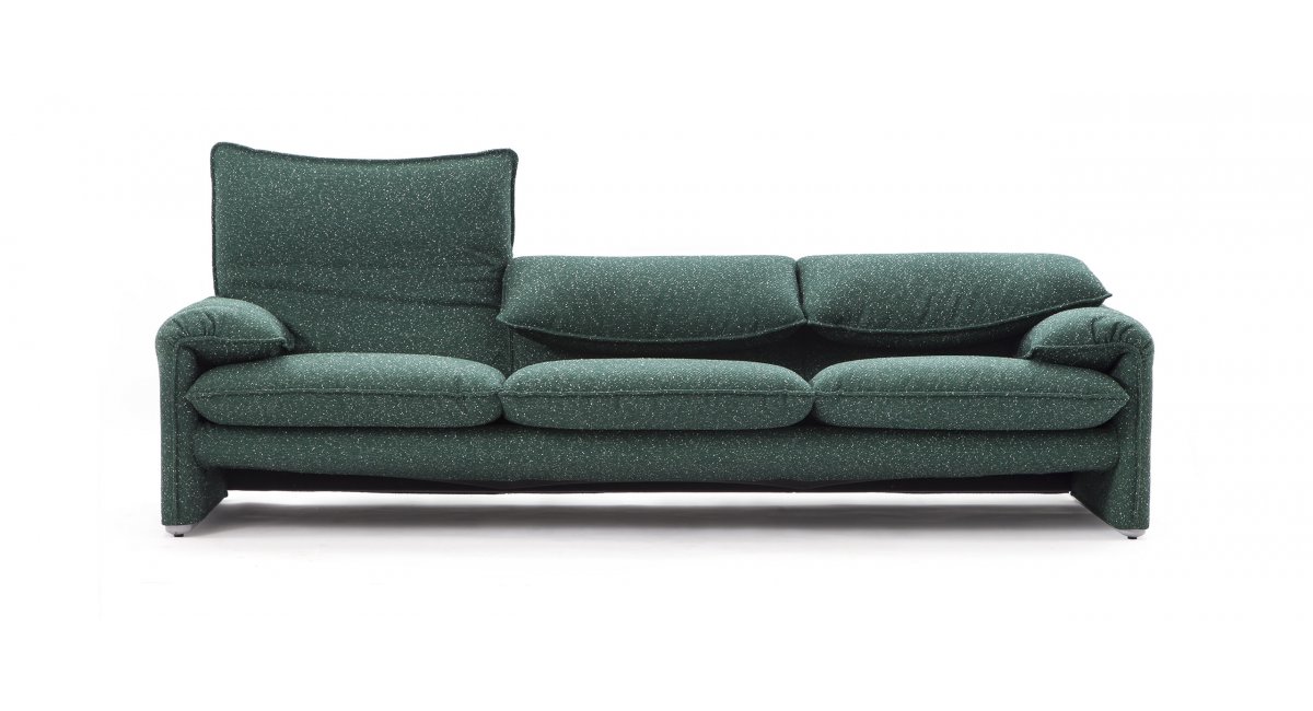 Cassina, 675 Maralunga 40s