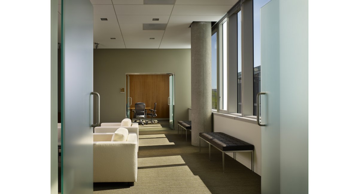 Knoll, Pfister Lounge Chair