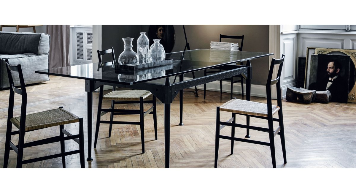 Cassina, 699 Superleggera