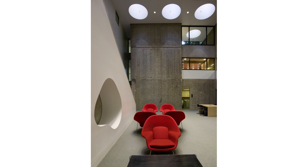 Knoll, Womb Chair