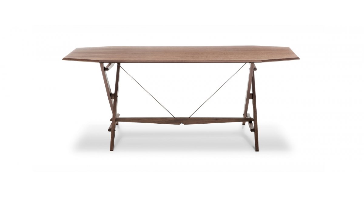 Cassina, 833 Cavalletto