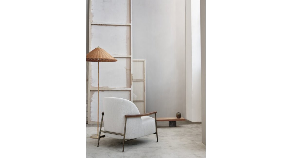 9602_FloorLamp_lámpara de pie_Gubi_MINIM_2 modelos_lifestyle