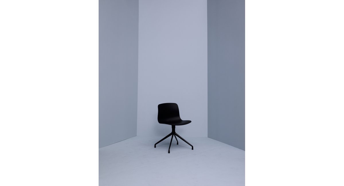 Hay, About a Chair AAC10 AAC11