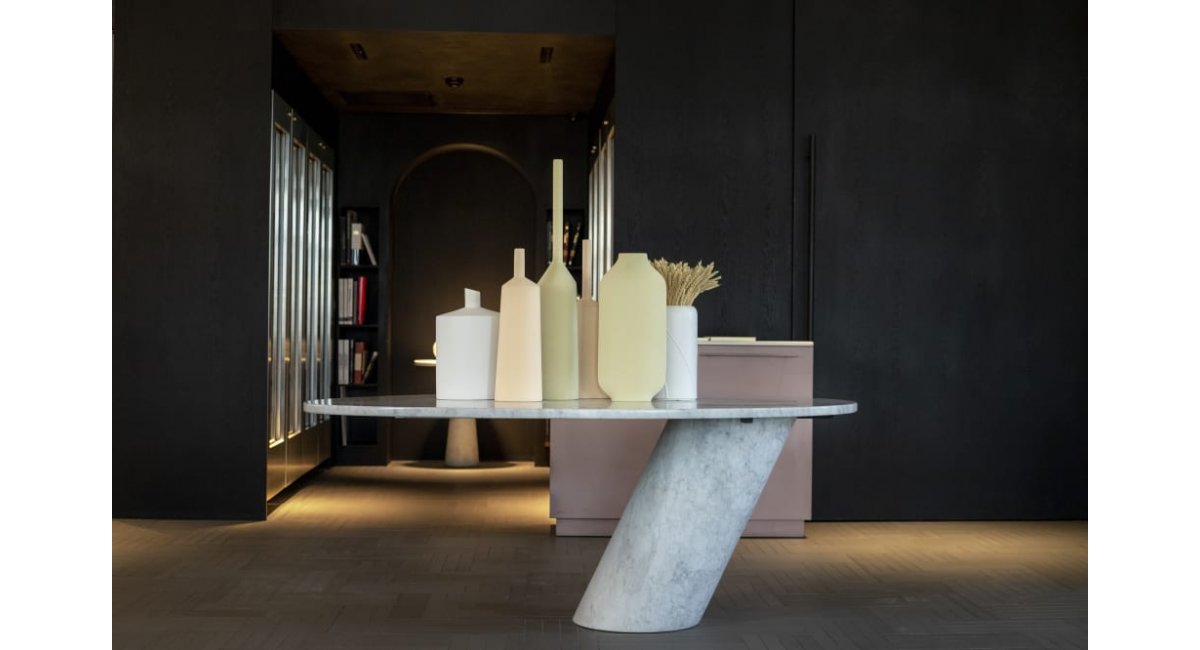 AGAPECASA_ECCENTRICO_mesa de comedor_MINIM