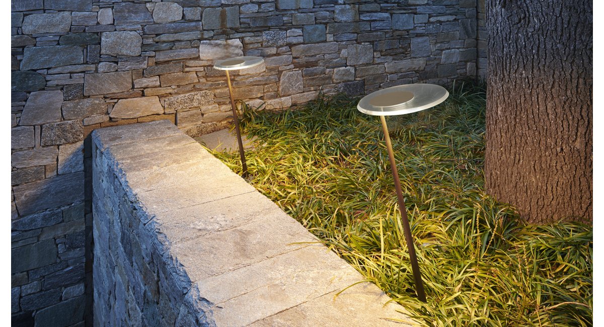 AMANITA - OLUCE - lámpara de pie - MINIM - lifestyle jardín