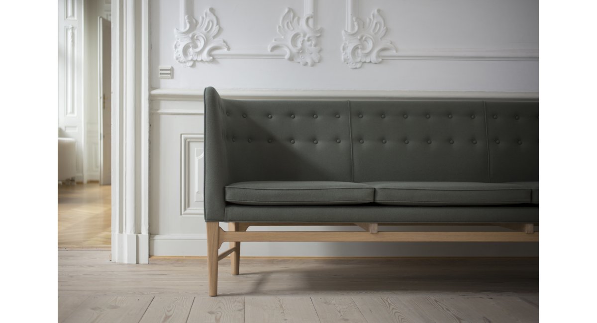 And Tradition, Mayor