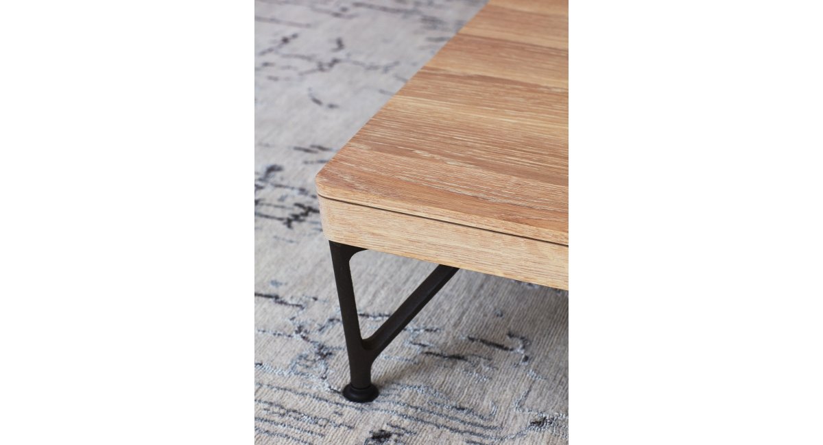 De La Espada, Armstrong Coffee Table
