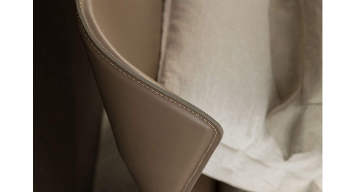 Azul-Cama-Molteni-MINIM - detalle cama