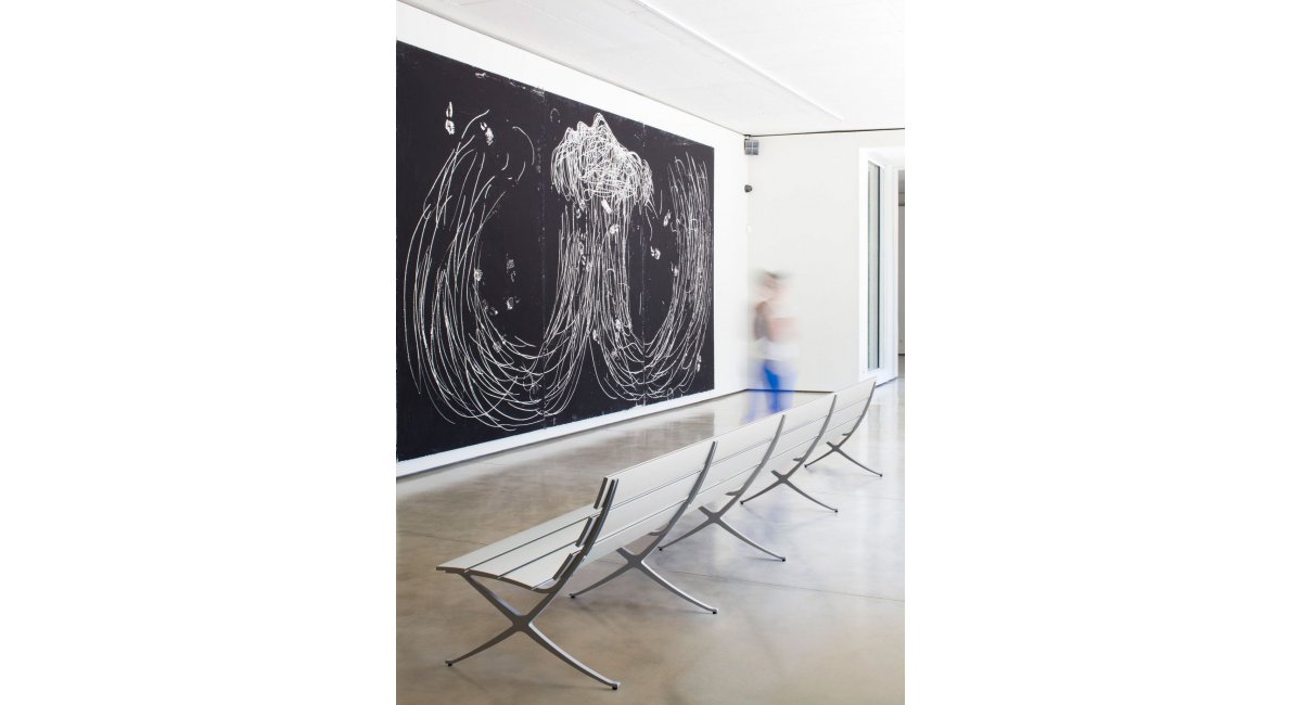 BD-BenchB-KonstantinGrcic-MINIM Showroom