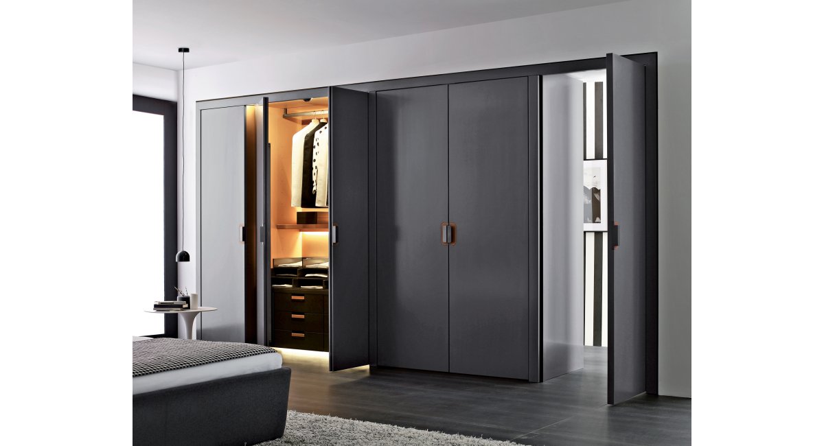 B&amp;B Italia, Backstage