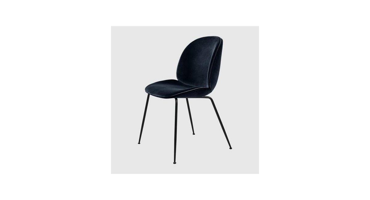 Beetle_DiningChair_tapizado de terciopelo azul_estructura negra_GUBI_MINIM