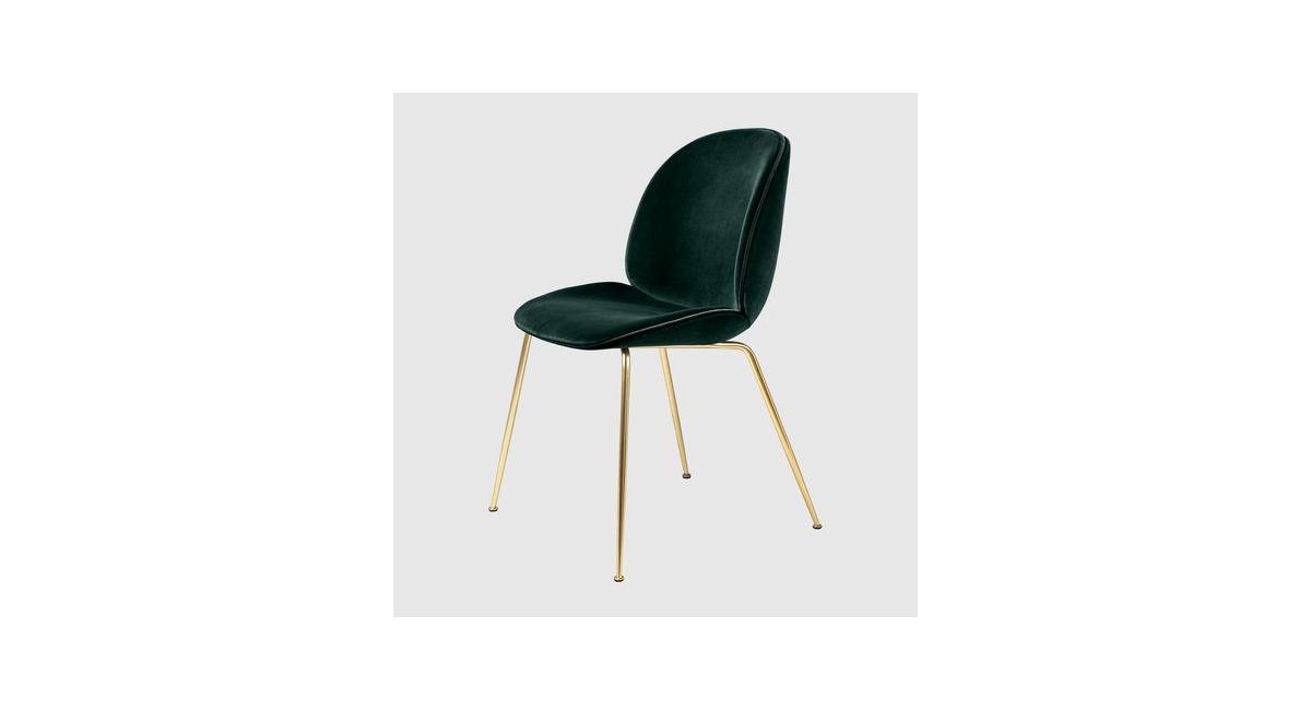 Beetle_DiningChair_tapizado de terciopelo verde_estructura latón_GUBI_MINIM