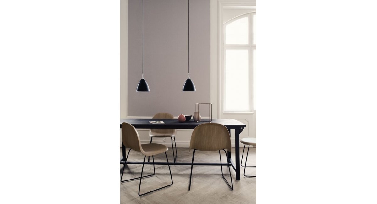 Bestlite_BL9_Pendant lamp medium_Lámpara de techo tamaño medio_negro cromado_ Gubi_MINIM_lifestyle