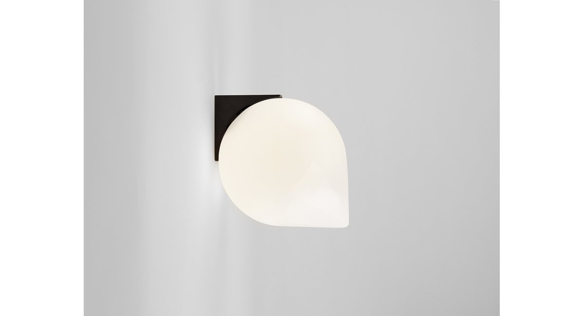 Michael Anastassiades, Bob Wall