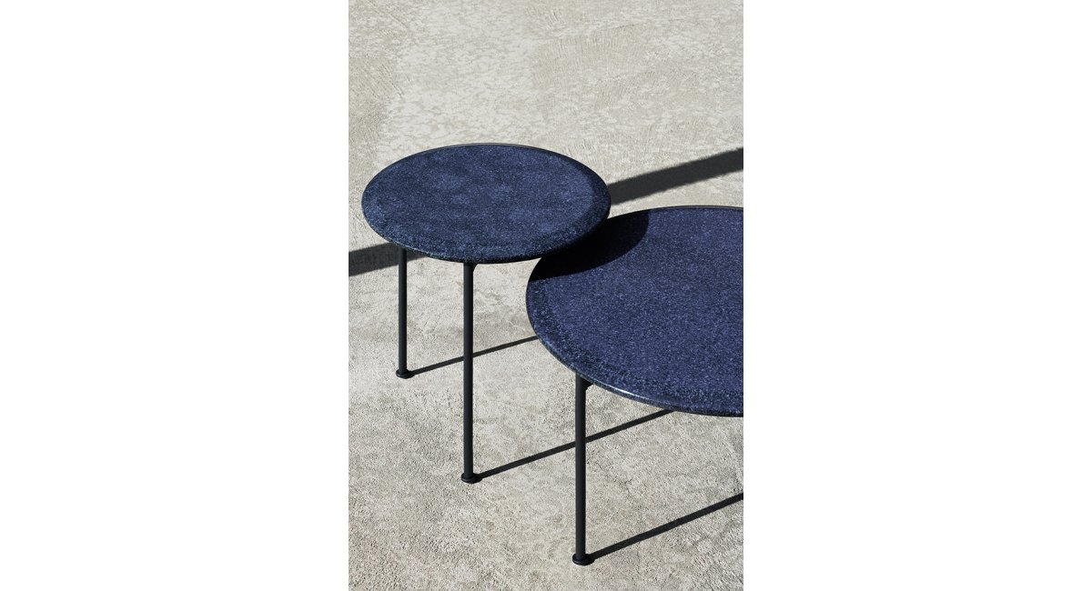 Borea_mesa auxiliar_mesitas jardín_B&amp;B Italia_MINIM_lifestyle_mesita para exterior varios colores