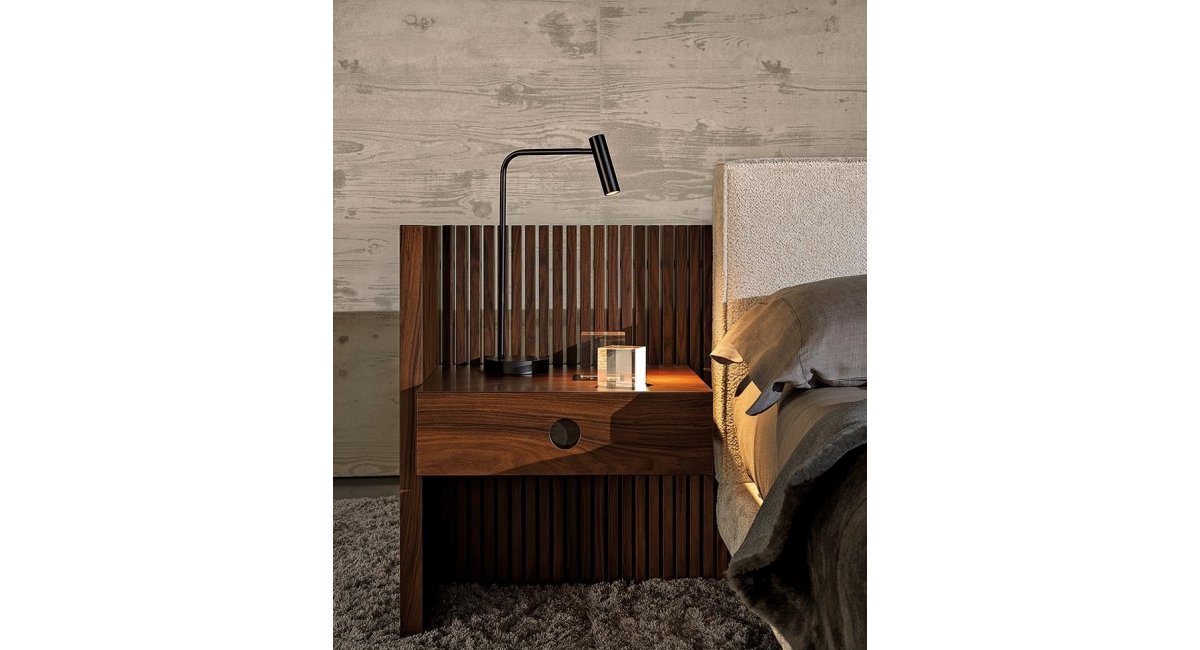 Brasilia bed, Minotti, MINIM Barcelona