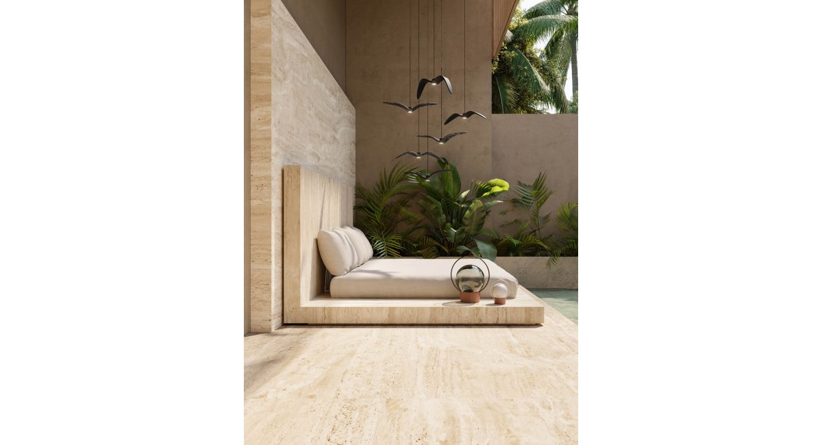 Brokis-NightBirdsExterior-BorisKlimek-MINIMShowroom