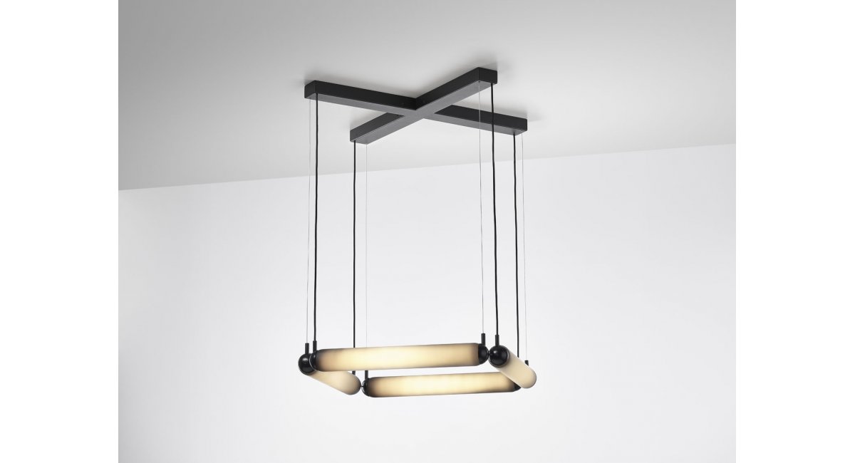 Brokis-PuroContourSuspension-LucieKoldova-MINIMShowroom