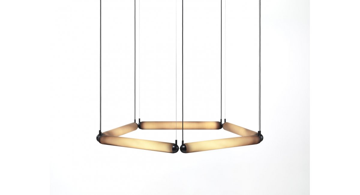 Brokis-PuroContourSuspension-LucieKoldova-MINIMShowroom