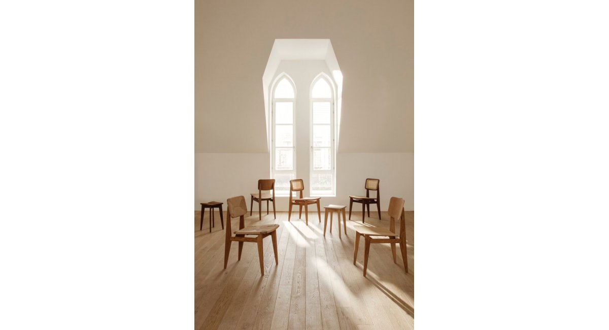 C-Chair_silla de comedor_Silla de madera_Gubi_MINIM_lifestyle