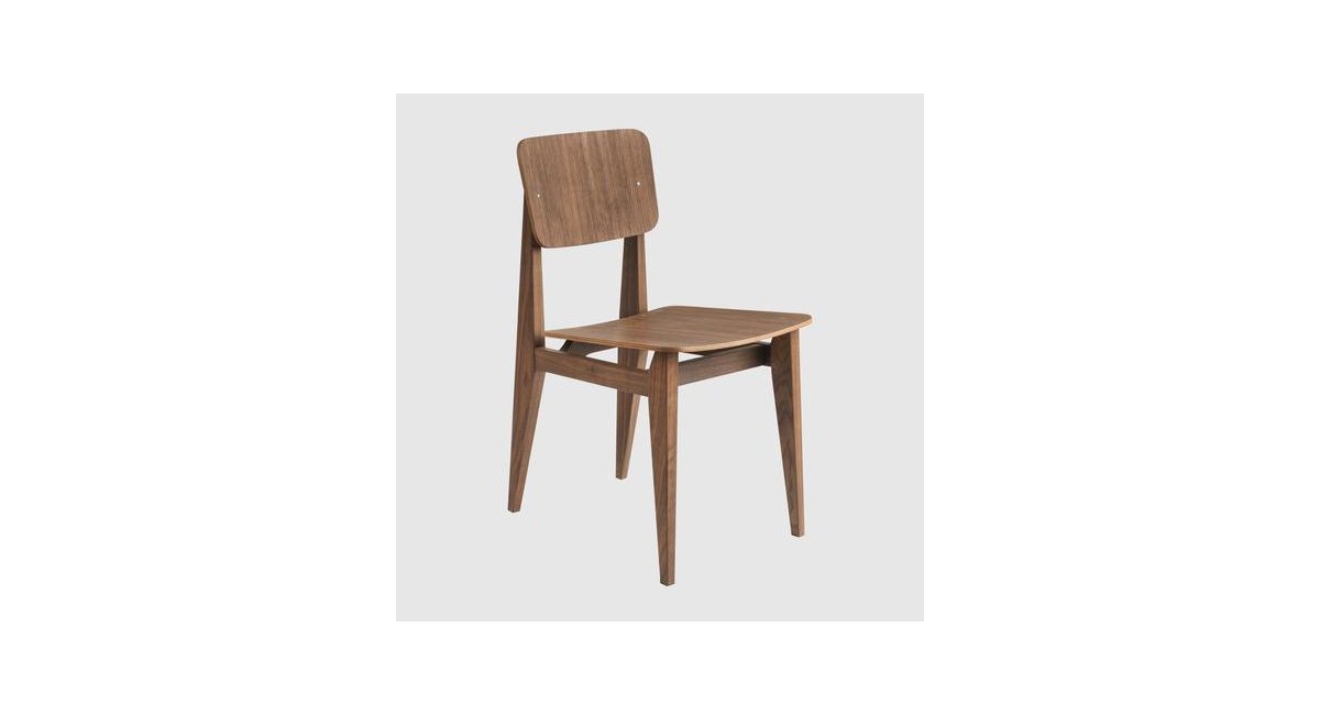 C-Chair_silla de comedor_Silla de madera_nogal americano_Gubi_MINIM