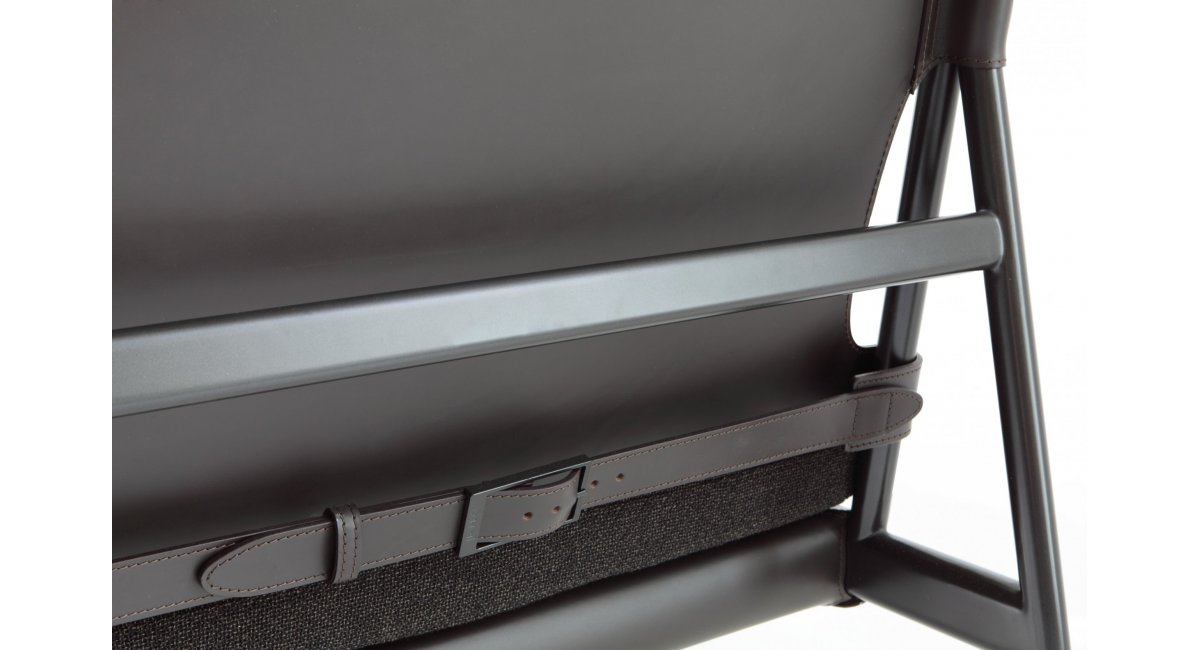 Canapé_Porro_TRAVELLER_estructura metal_pintado negro_piel en negro_MINIM Showroom_Madrid_Barcelona_detalle