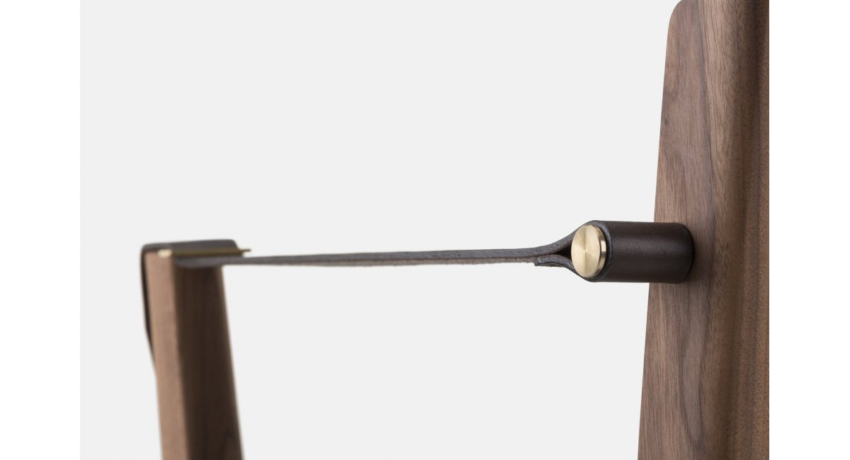 Capo Dining Armchair - Neri &amp; Hu - silla de madera de nogal - delaespada - MINIM