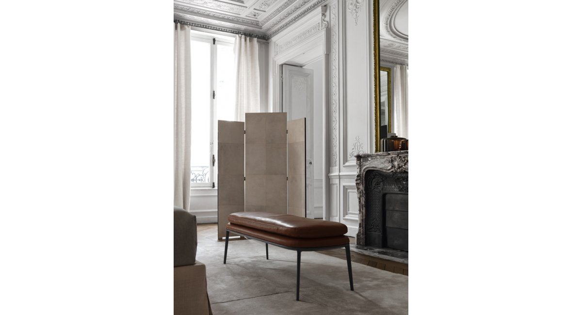 Caratos_banco_tejidos_piel_varios colores_barnizados_BB Italia_lifestyle_MINIM