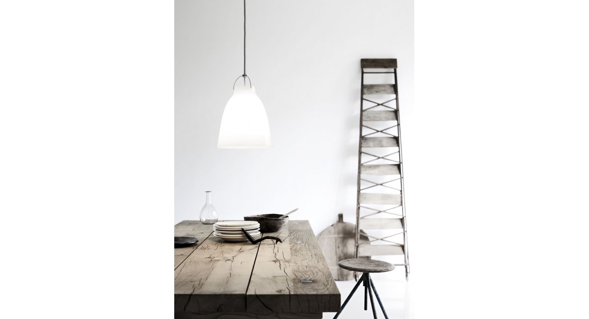 Light-years, Caravaggio Opal