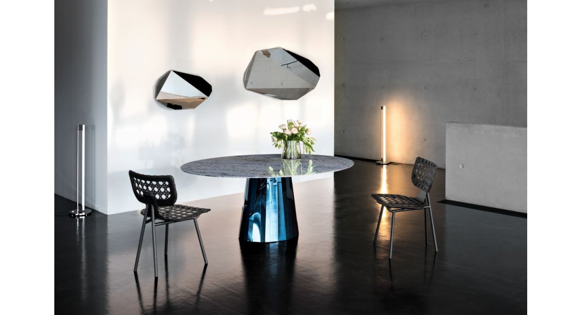 ClassiCon-aerias-silla-color negro-MINIM-lifestyle comedor