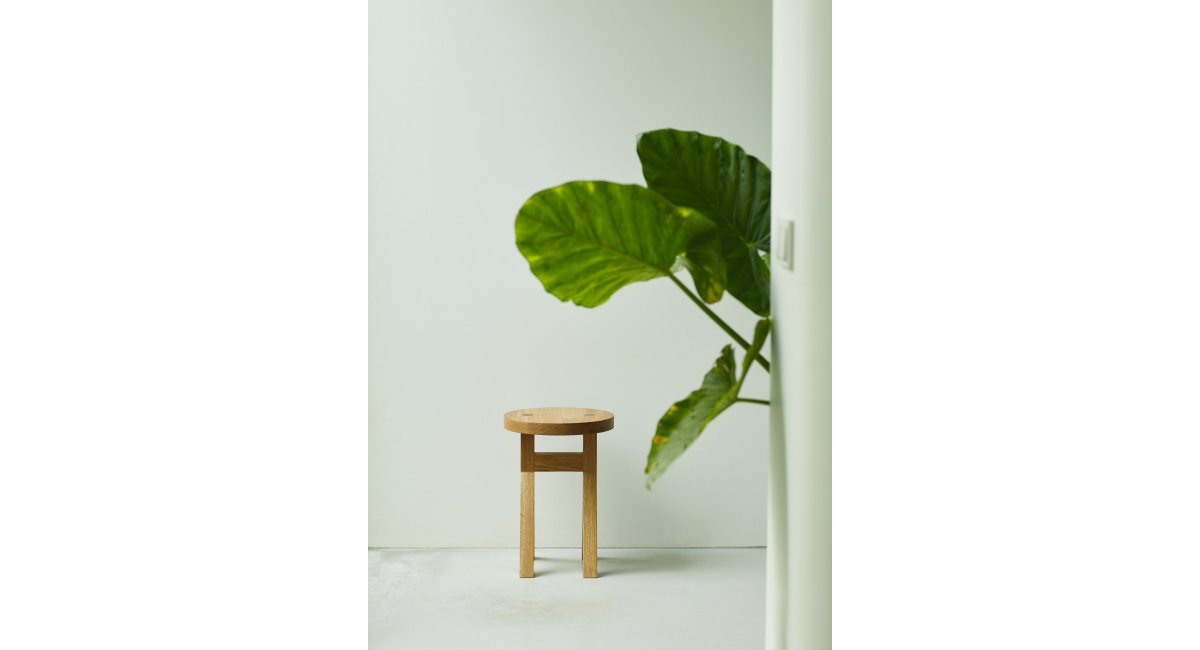 De La Espada, Commune Stool