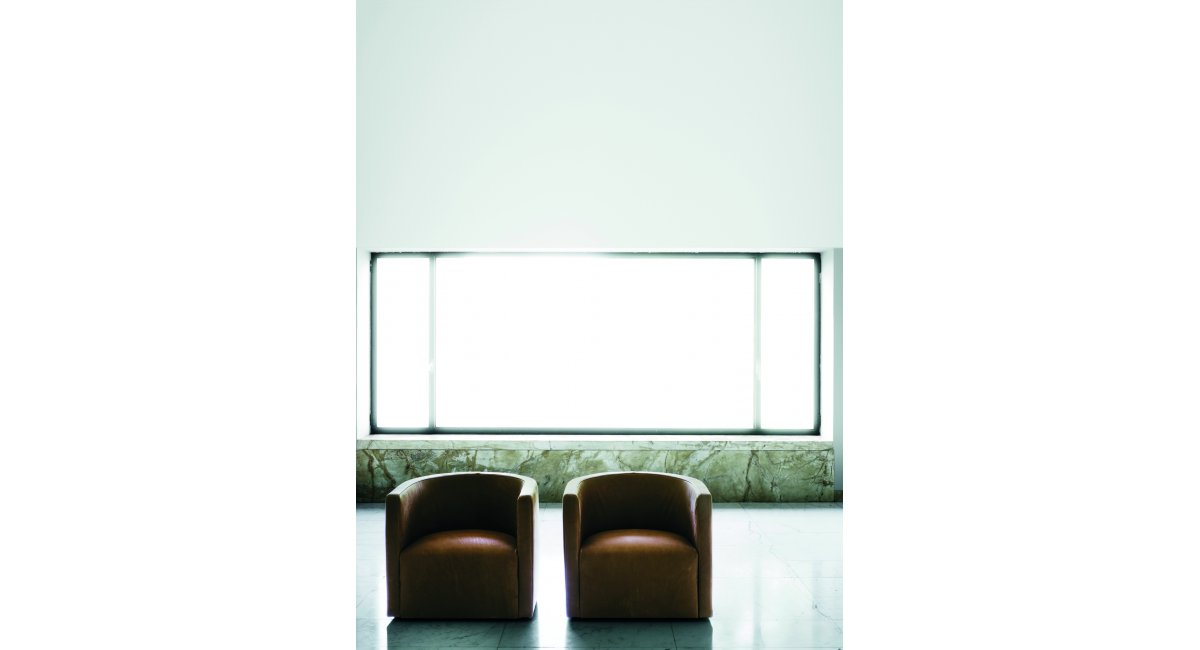 Living Divani, Confident