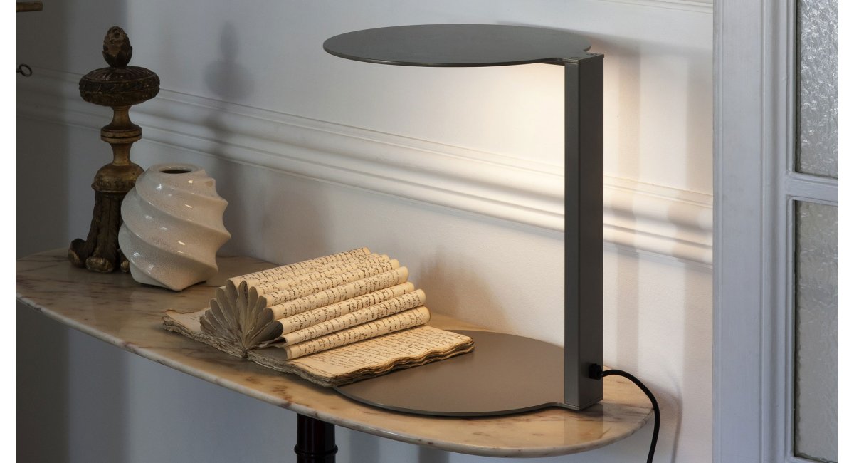 DUCA - OLUCE - lámpara sobremesa - MINIM - lifestyle