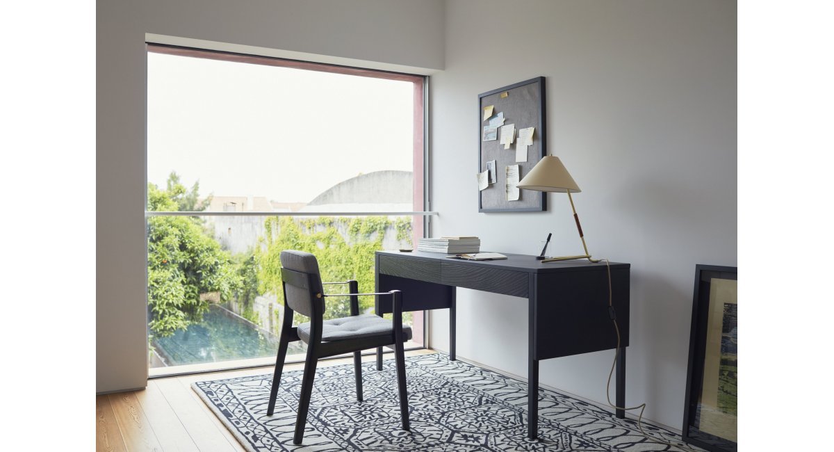 De la Espada, Drape desk