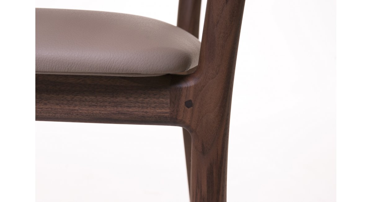De La Espada, Duet Chair
