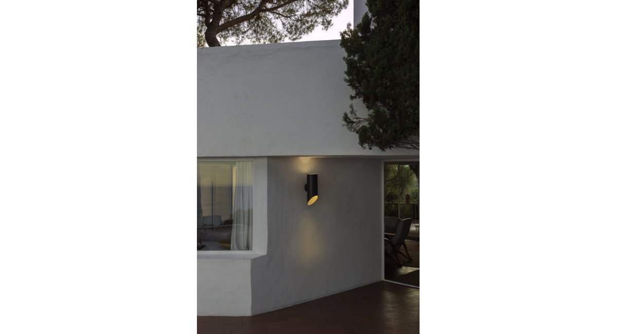 ELIPSE - JOSEP LLUIS XUDÁ - MARSET - MINIM - lámpara de exterior de pared - lifestyle terraza
