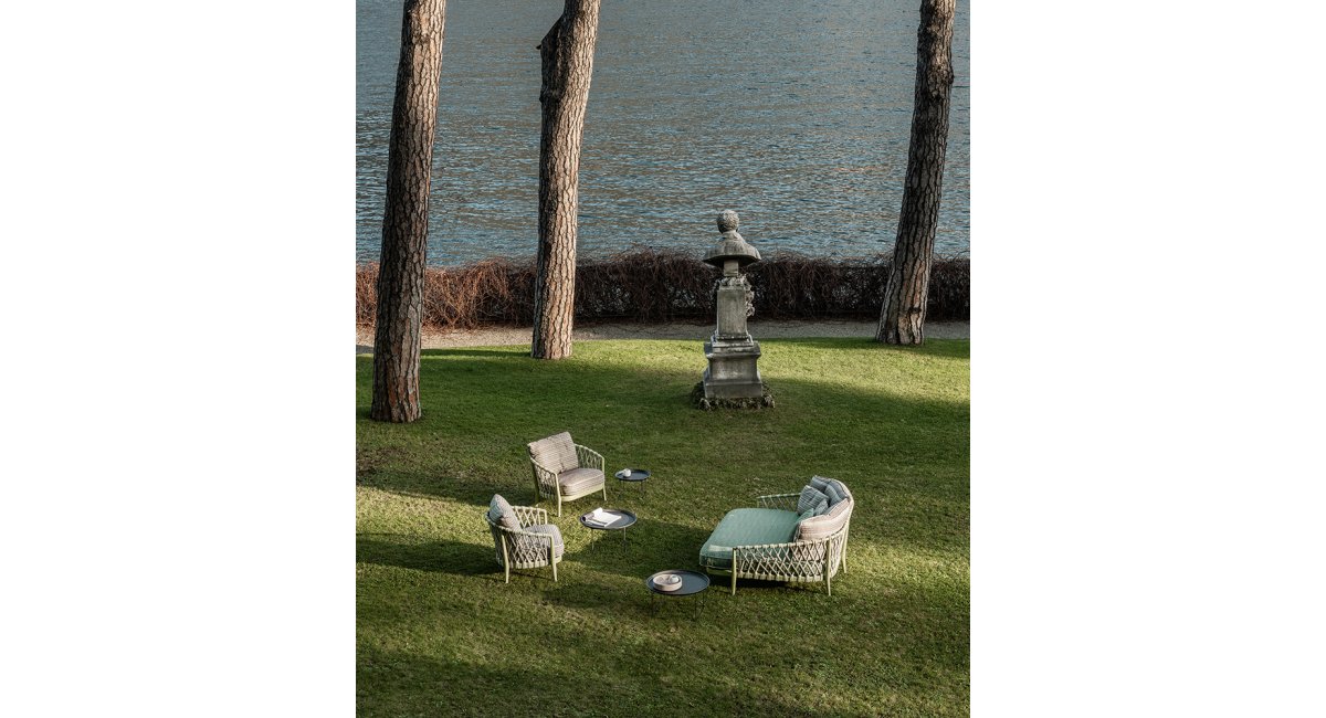 ERICA_divano e poltrona_sofá y butaca_B&amp;B Italia - MINIM _ mobiliario exterior_lifestyle