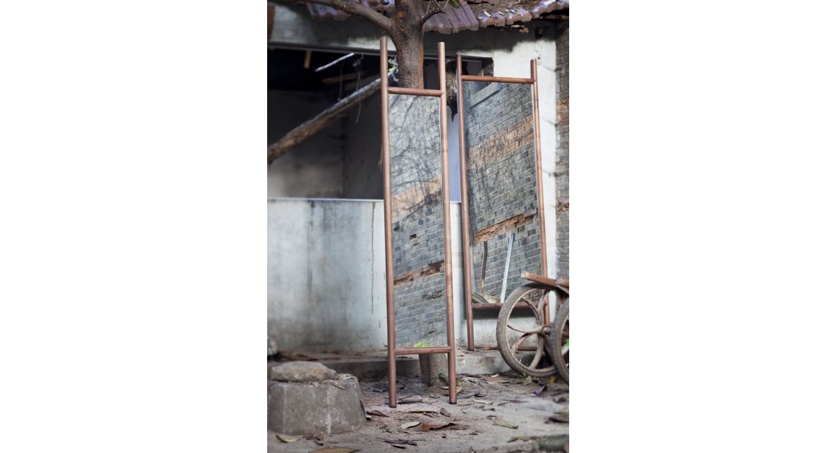 De La Espada, Extend Mirrors