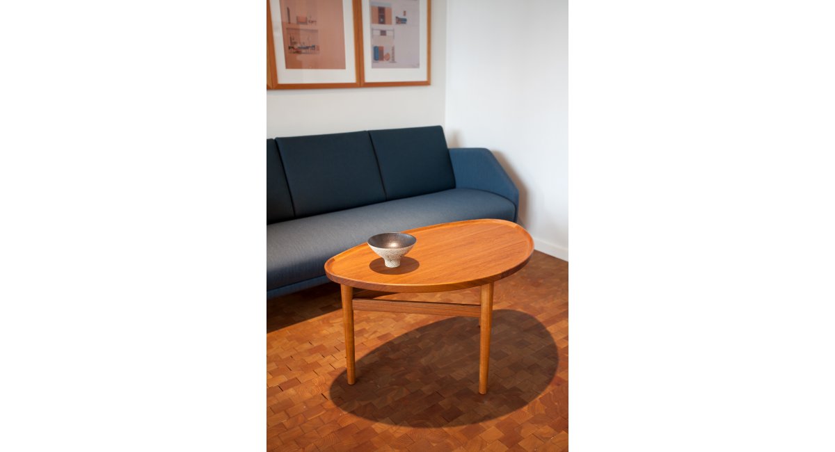 House of Finn Juhl, Eye table
