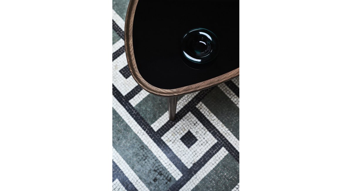 House of Finn Juhl, Eye table