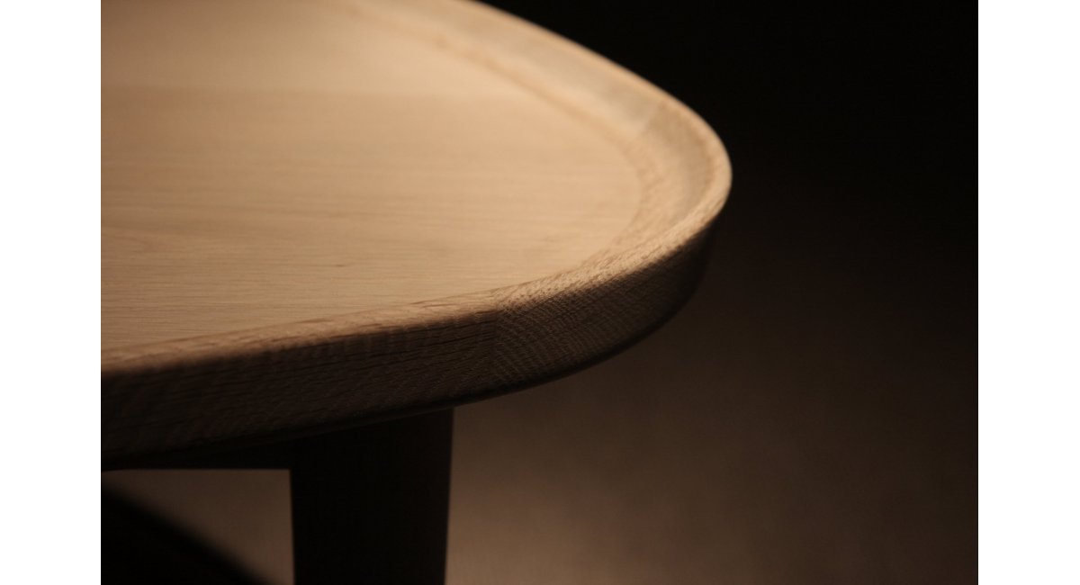 House of Finn Juhl, Eye table