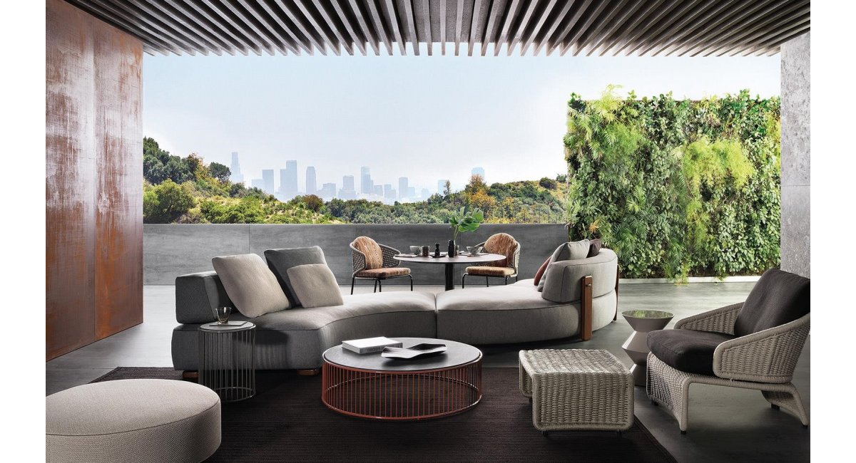 Florida - Sofá - exterior - Minotti - MINIM - lifestyle