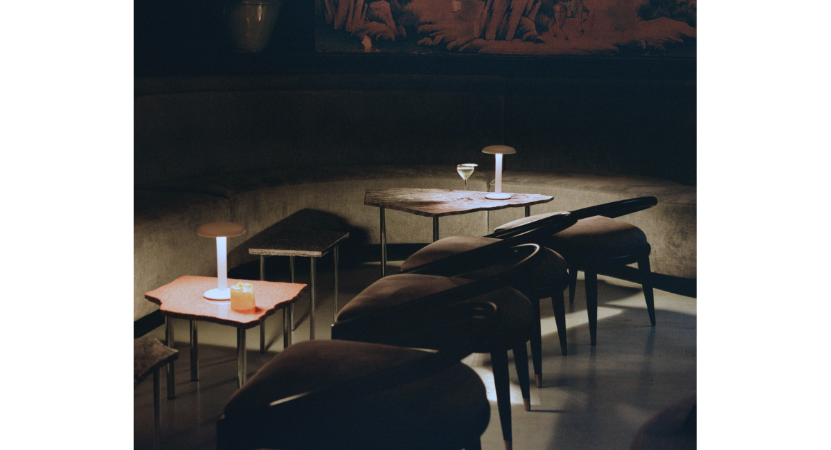 Flos-Gustav_VincentVantDuysen2022_MINIMShowroom